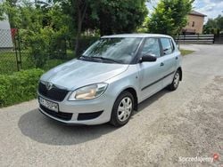 Srebrny Używany 2011 Skoda Fabia Hatchback | 13 900 zł (Uczciwa cena)