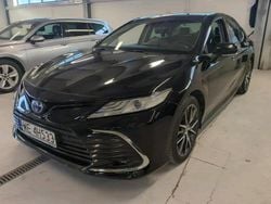 Czarny (metalik) Używany 2021 Toyota Camry Sedan/Limuzyna | 106 800 zł (Dość drogi)