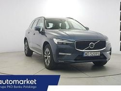 Czarny Używany 2022 Volvo XC60 Momentum SUV | 158 850 zł (Drogi)