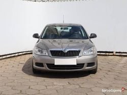 Beżowy Używany 2009 Skoda Octavia Hatchback | 18 999 zł (Uczciwa cena)