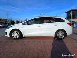 Biały Używany 2016 Kia Ceed Sportswagon 2 Kombi | 32 000 zł
