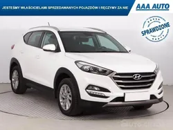 Biały Używany 2016 Hyundai Tucson SUV | 65 999 zł (Uczciwa cena)