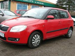 Czerwony Używany 2007 Skoda Fabia Hatchback | 9900 zł (Uczciwa cena)