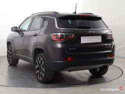Szary Używany 2018 Jeep Compass SUV | 79 999 zł (Uczciwa cena)