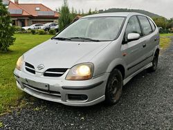 Srebrny Używany 2001 Nissan Almera Tino Minivan | 999 zł