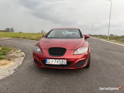 Bordowy Używany 2010 Seat Leon Sedan/Limuzyna | 13 500 zł