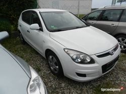 Biały Używany 2010 Hyundai i30 Hatchback | 18 900 zł (Uczciwa cena)