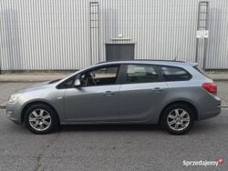 Srebrny Używany 2012 Opel Astra Kombi | 12 500 zł (Dobra cena)