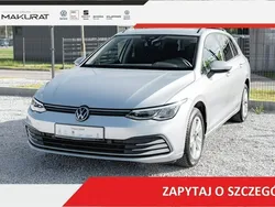 Srebrny Używany 2023 VW Golf VIII Life Kombi | 91 800 zł (Uczciwa cena)