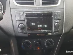 Czarny Używany 2014 Suzuki Swift Comfort+ Hatchback | 29 900 zł (Dość drogi)