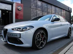 Lakier metalizowany biały moonlight grey Nowe 2025 Alfa Romeo Giulia Veloce Sedan/Limuzyna | 217 900 zł