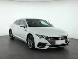 Biały Używany 2018 VW Arteon Sedan/Limuzyna | 101 499 zł (Uczciwa cena)