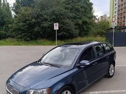 Niebieski Używany 2007 Volvo V50 Kombi | 15 999 zł (Uczciwa cena)