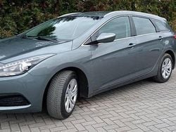 Szary Używany 2018 Hyundai i40 Kombi | 46 900 zł (Uczciwa cena)