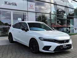 Radiant red m. Używany 2022 Honda Civic Sport | 125 900 zł
