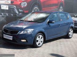 Inny Używany 2011 Kia Ceed Hatchback | 32 900 zł