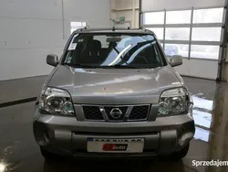 Srebrny Używany 2005 Nissan X-Trail SUV | 8200 zł