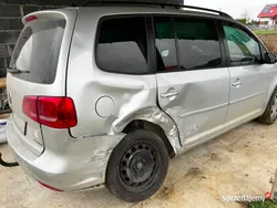 Używany 2010 VW Touran Minivan | 13 500 zł