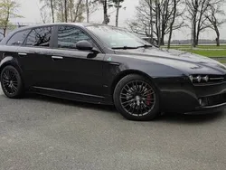 Czarny Używany 2010 Alfa Romeo 159 Sedan/Limuzyna | 24 000 zł