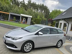 Srebrny Używany 2017 Toyota Auris Premium Kombi | 33 900 zł (Dobra cena)
