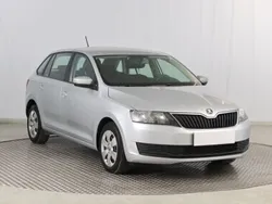 Srebrny Używany 2018 Skoda Rapid Hatchback | 29 999 zł (Uczciwa cena)