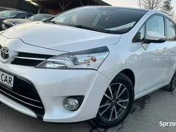 Biały Używany 2014 Toyota Verso Minivan | 29 900 zł (Uczciwa cena)
