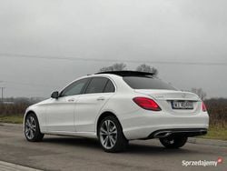 Biały Używany 2020 Mercedes C300 Sedan/Limuzyna | 125 000 zł (Uczciwa cena)