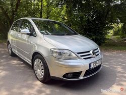 Srebrny Używany 2007 VW Golf Plus Cross Minivan | 9900 zł (Dobra cena)