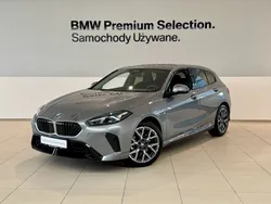 Szary skyscraper metalizowany Używany 2024 BMW 118 Shadowline Hatchback | 162 700 zł (Drogi)