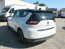 Biały Używany 2022 Renault Grand Scénic IV Minivan | 43 900 zł
