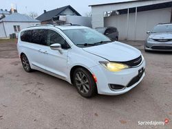 Biały Używany 2018 Chrysler Pacifica Sedan/Limuzyna | 49 000 zł (Super Cena)