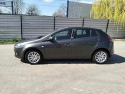 Szary Używany 2011 Fiat Bravo Hatchback | 15 000 zł (Uczciwa cena)
