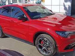 Lakier pastelowy czerwony alfa red Nowe 2025 Alfa Romeo Stelvio Veloce SUV | 248 980 zł