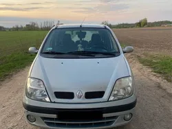 Srebrny Używany 2000 Renault Scénic Minivan | 3400 zł (Dość drogi)
