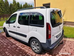 Biały Używany 2015 Peugeot Partner Minivan | 29 999 zł (Drogi)