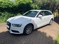 Biały Używany 2014 Audi A4 Kombi | 43 900 zł (Dobra cena)