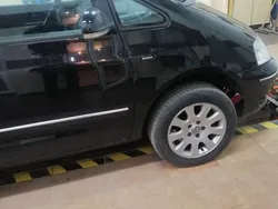 Czarny Używany 2006 VW Sharan Minivan | 12 900 zł (Dość drogi)