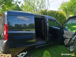 Czarny Używany 2016 Opel Combo Minivan | 19 900 zł (Dobra cena)