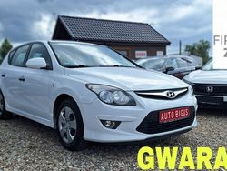 Srebrny (metalik) Używany 2011 Hyundai i30 Hatchback | 18 900 zł (Uczciwa cena)