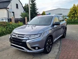 Szary Używany 2018 Mitsubishi Outlander P-HEV SUV | 54 900 zł
