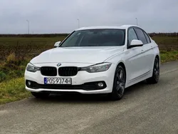 Biały Używany 2016 BMW 320 Sedan/Limuzyna | 65 700 zł (Super Cena)