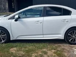 Biały Używany 2017 Toyota Avensis Sedan/Limuzyna | 40 900 zł (Uczciwa cena)