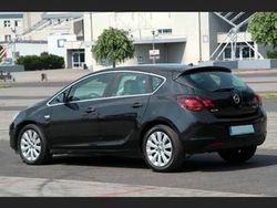 Czarny Używany 2010 Opel Astra Cosmo Hatchback | 23 600 zł (Dość drogi)