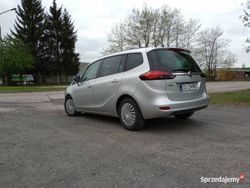 Srebrny Używany 2015 Opel Zafira Minivan | 29 000 zł (Uczciwa cena)