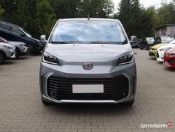 Srebrny Używany 2024 Toyota Proace Verso Kombi | 174 999 zł (Drogi)