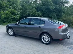 Szary Używany 2009 Renault Laguna III Hatchback | 12 500 zł (Uczciwa cena)