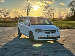 Biały Używany 2016 Dodge Grand Caravan Minivan | 45 000 zł (Drogi)