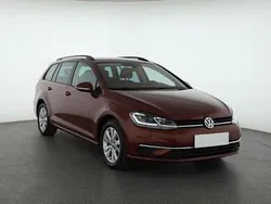 Czerwony Używany 2019 VW Golf VII Kombi | 68 499 zł (Dość drogi)