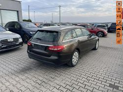 Brązowy (metalik) Używany 2015 Mercedes C250 Kombi | 27 900 zł