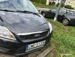 Szary (metalik) Używany 2009 Ford Focus Titanium Kombi | 11 300 zł (Dobra cena)